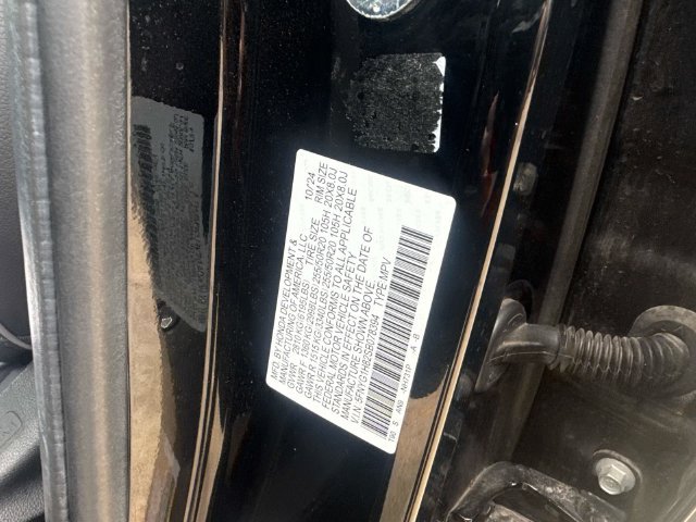 Used 2025 Honda Pilot Elite image 25