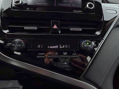 Used 2024 Toyota Camry LE image 17