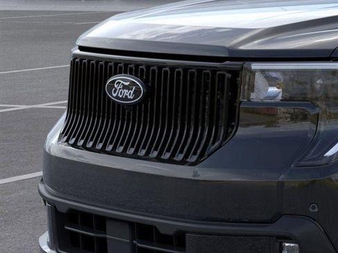 New 2025 Ford Maverick Lobo image 18