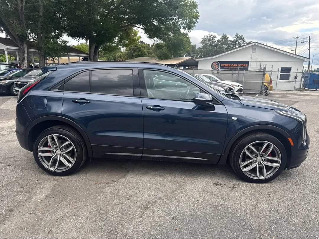 Used 2021 Cadillac XT4 Sport AWD/4WD image 4