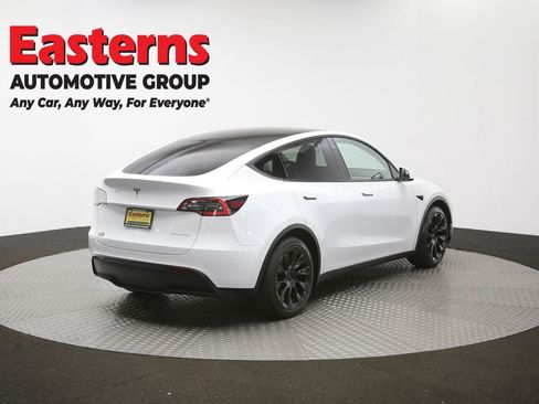 Used 2021 Tesla Model Y Long Range AWD/4WD image 35