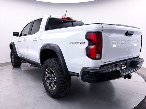 Used 2024 Chevrolet Colorado ZR2 w/ ZR2 Convenience Package III AWD/4WD image 17