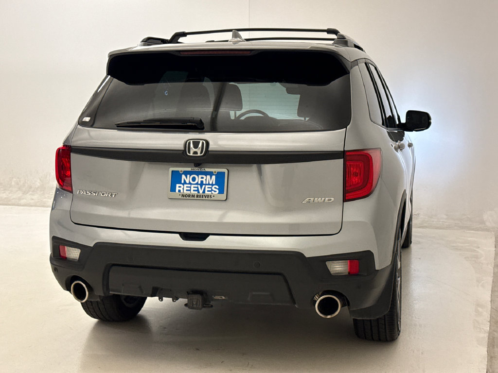 Used 2023 Honda Passport EX-L image 9