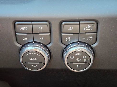 New 2026 GMC Sierra 2500 Denali w/ Denali Reserve Package AWD/4WD image 21