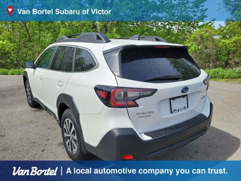 Certified 2024 Subaru Outback Premium AWD/4WD image 3