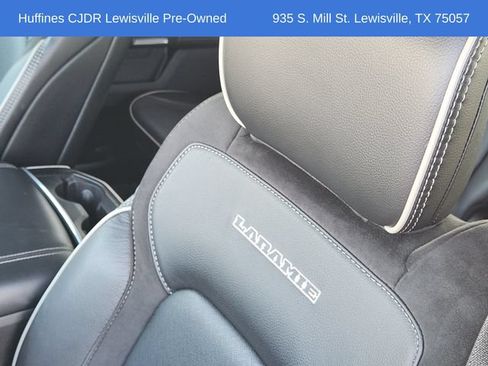 Used 2023 RAM 1500 Laramie AWD/4WD image 18