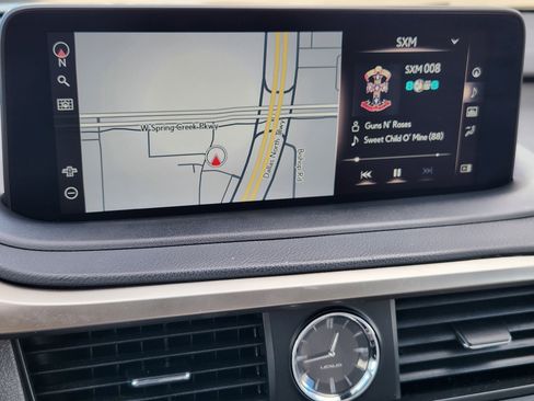 Used 2022 Lexus RX 350 FWD w/ Premium Package image 22