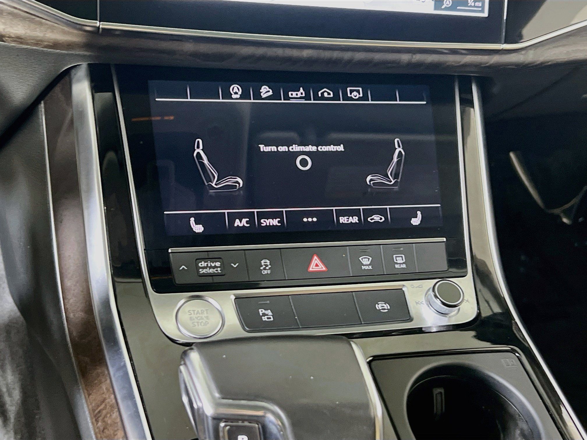 Used 2020 Audi Q8 Premium AWD/4WD image 16