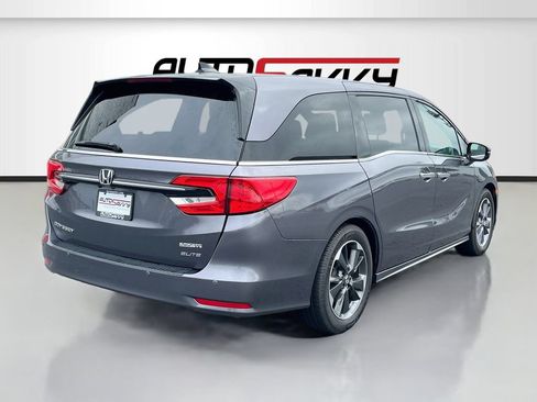 Used 2023 Honda Odyssey Elite image 7