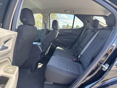 Used 2024 Chevrolet Equinox LT image 30