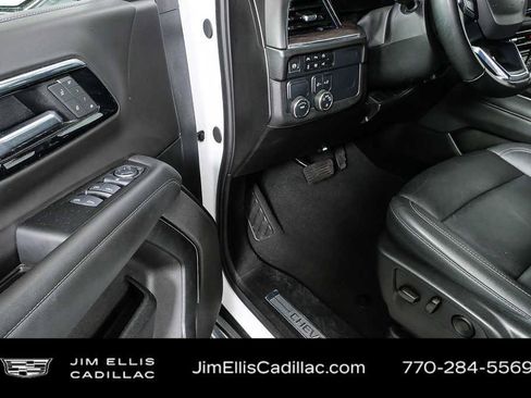 Used 2025 Chevrolet Tahoe LT RWD image 7