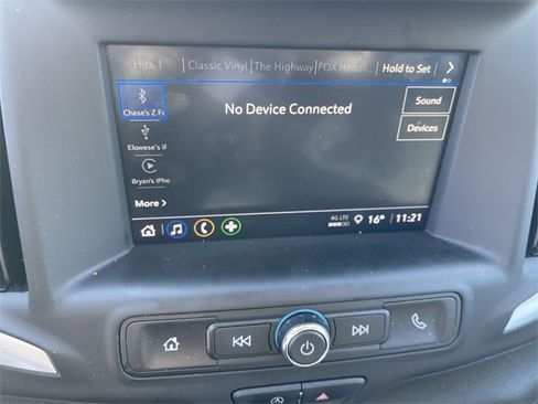 Used 2022 GMC Terrain SLE w/ Driver Convenience Package image 16