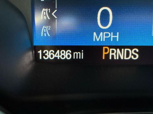 Used 2017 Ford Escape Titanium AWD/4WD image 31