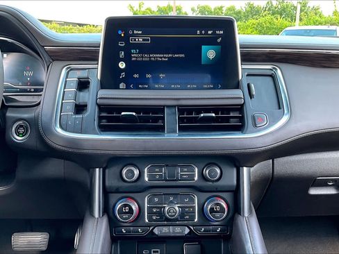 Used 2022 Chevrolet Tahoe LT w/ Luxury Package RWD image 34