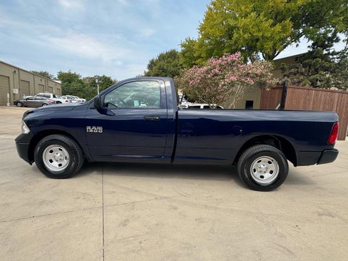 Used 2018 RAM 1500 Express RWD image 4