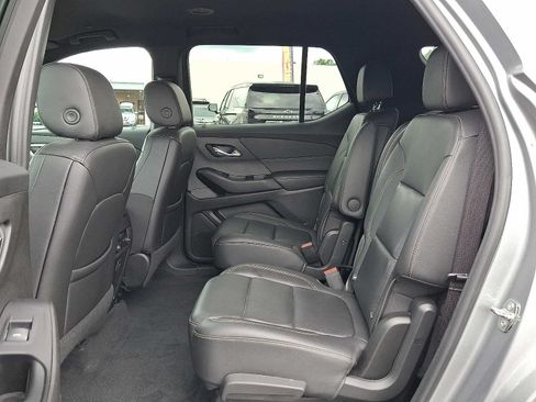 Used 2023 Chevrolet Traverse LT AWD/4WD image 10