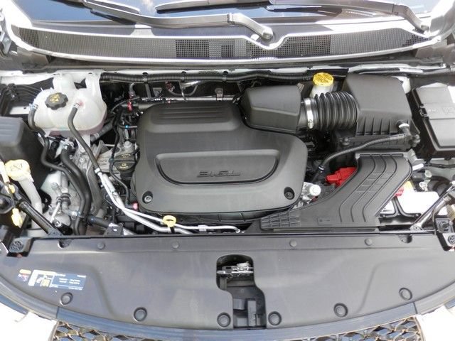 Used 2026 Chrysler Pacifica Select FWD image 37