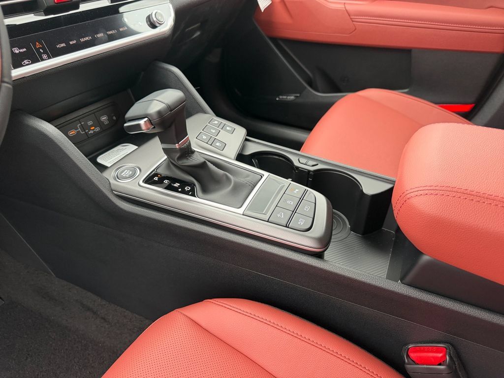 New 2026 Kia Sportage SX AWD/4WD image 19