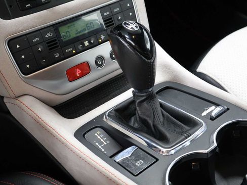 Used 2016 Maserati GranTurismo Sport RWD image 27