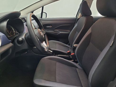 Used 2024 Nissan Versa SV image 17