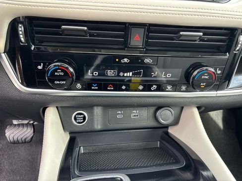 Used 2023 Nissan Rogue SL w/ SL Premium Package AWD/4WD image 20