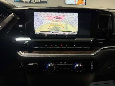 Used 2025 GMC Sierra 1500 SLT image 21