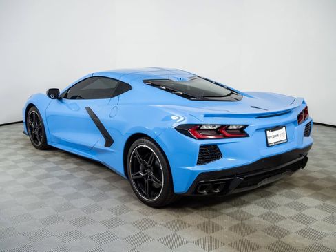 Used 2025 Chevrolet Corvette Stingray Preferred Cpe w/ 2LT RWD image 34