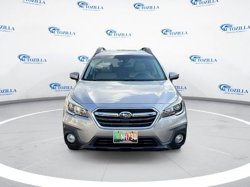 Used 2019 Subaru Outback 2.5i Limited AWD/4WD image 8