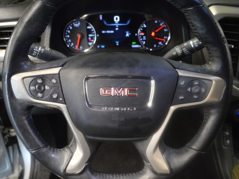 Used 2017 GMC Acadia Denali w/ Technology Package AWD/4WD image 12