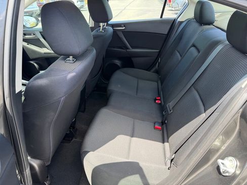 Used 2012 MAZDA MAZDA3 i Touring FWD image 5