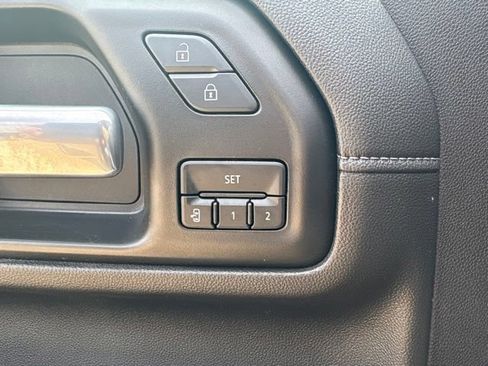Used 2021 Chevrolet Silverado 2500 LTZ w/ LTZ Premium Package AWD/4WD image 29