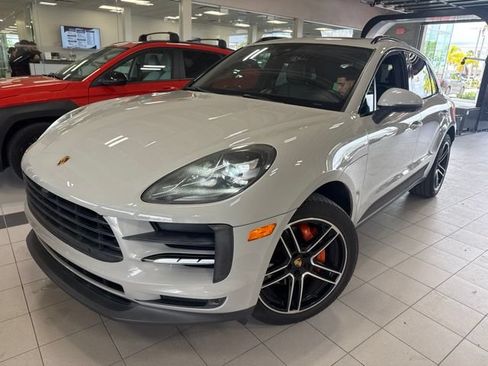 Used 2021 Porsche Macan AWD/4WD image 1
