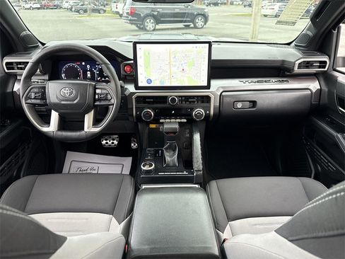 Used 2025 Toyota Tacoma SR5 image 27