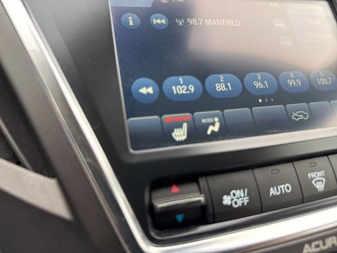 Used 2020 Acura MDX SH-AWD image 23