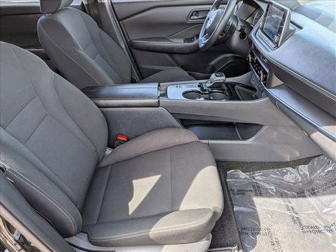 Used 2024 Nissan Rogue S image 20