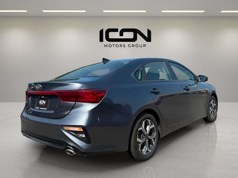 Used 2021 Kia Forte LXS FWD image 5