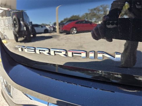 Used 2022 GMC Terrain Denali w/ LPO, 'HIT The Road' Package image 17