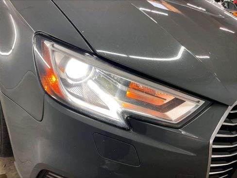 Used 2017 Audi A3 e-tron Premium image 28