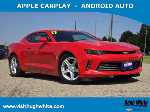 Used 2017 Chevrolet Camaro LT RWD image 1