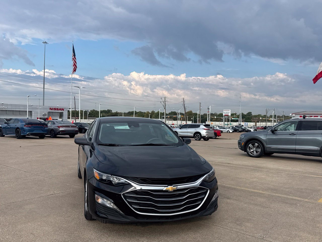 Used 2025 Chevrolet Malibu LT FWD image 4