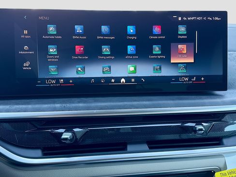 New 2026 BMW X5 xDrive50e w/ Executive Package image 31