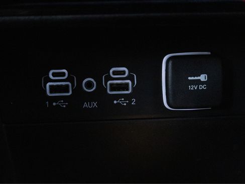 Used 2024 Jeep Grand Cherokee L Limited AWD/4WD image 22