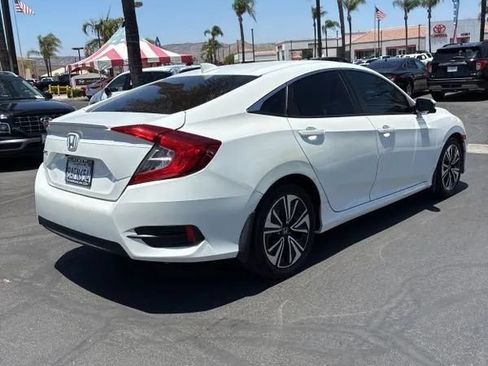 Used 2017 Honda Civic EX-L image 8