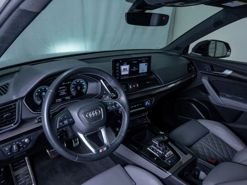 Used 2021 Audi SQ5 Prestige w/ Prestige Package image 21
