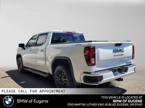 Used 2025 GMC Sierra 1500 Elevation w/ Preferred Package AWD/4WD image 5