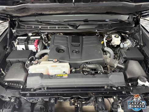 Used 2023 Toyota Tundra SR5 w/ SR5 Convenience Package AWD/4WD image 29