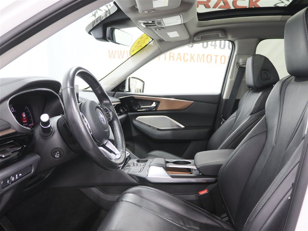 Used 2022 Acura MDX w/ Technology Package AWD/4WD image 15
