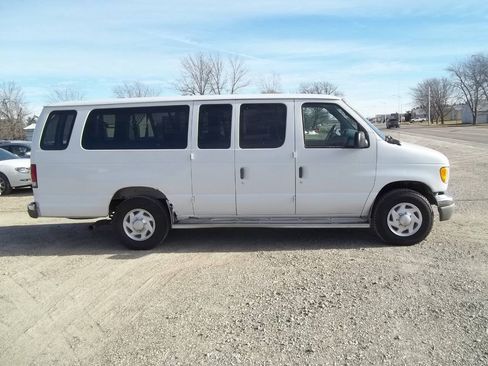 Used 1999 Ford E-350 and Econoline 350 XL RWD image 5