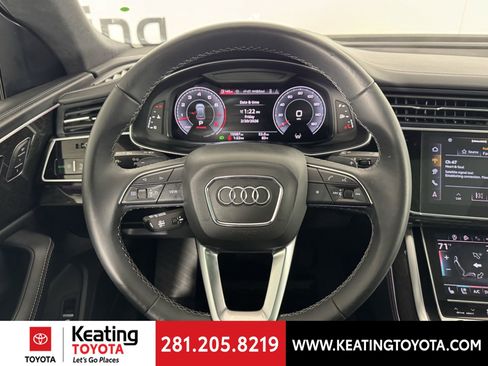 Used 2024 Audi Q8 Prestige w/ Prestige Package image 29