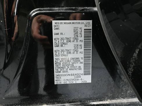 Used 2023 Nissan Frontier PRO-4X w/ Tow Package AWD/4WD image 41